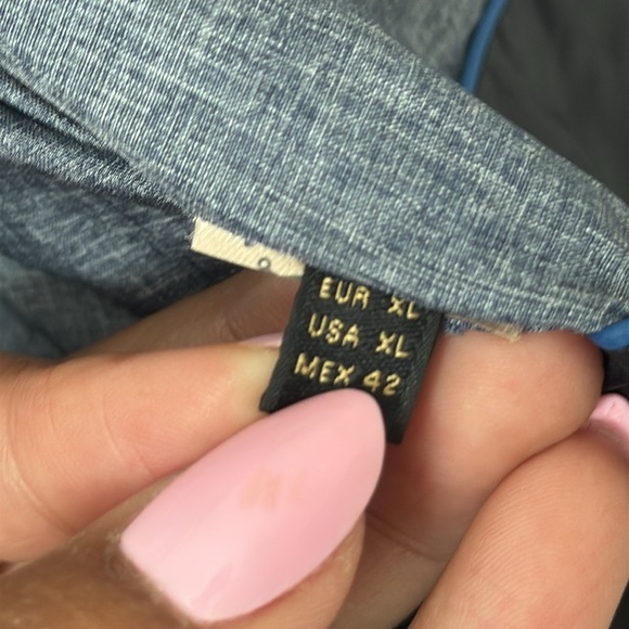 Massimo Dutti Lightweight Windbreaker Jacket Navy - Picture 4 of 8